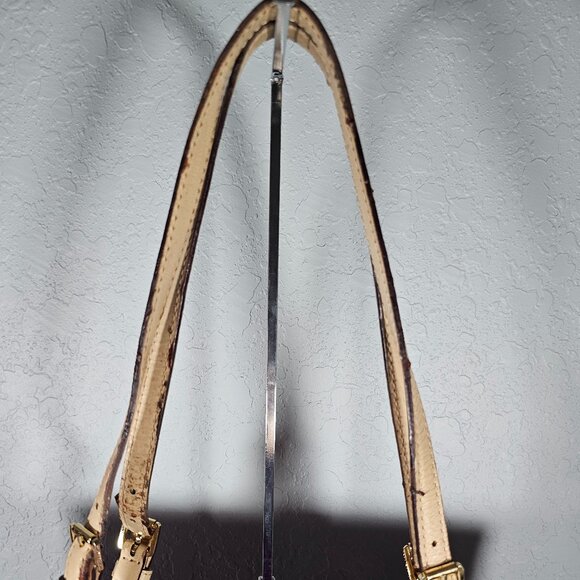 Michael Kors E-1303 Purple Leather Shoulder Bag - Picture 4 of 11